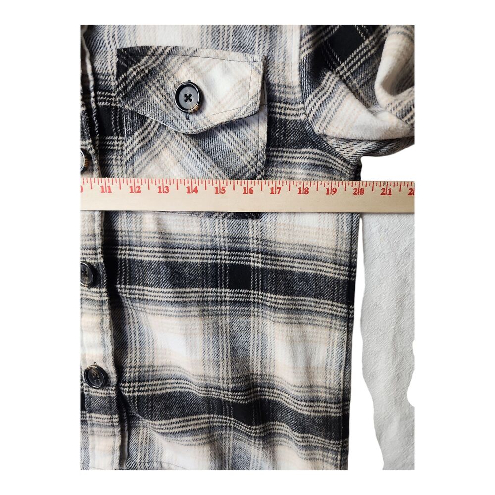 Plaid Flannel Shacket Beige Black BB Dakota Cozy S - Picture 6 of 9